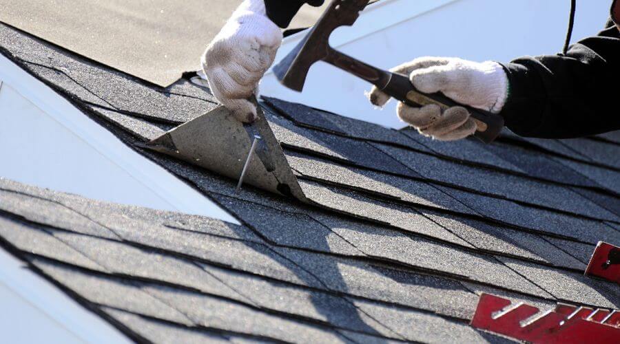 Professional gutter cleaning in Saint Paul, KS